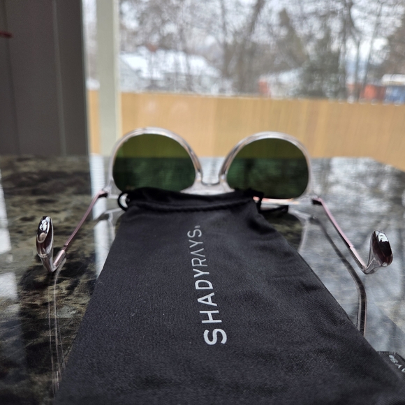 Shady Rays Peach Polarized Sunglasses - Picture 5 of 6